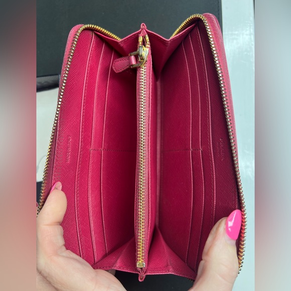 PRADA wallet - Picture 12 of 13